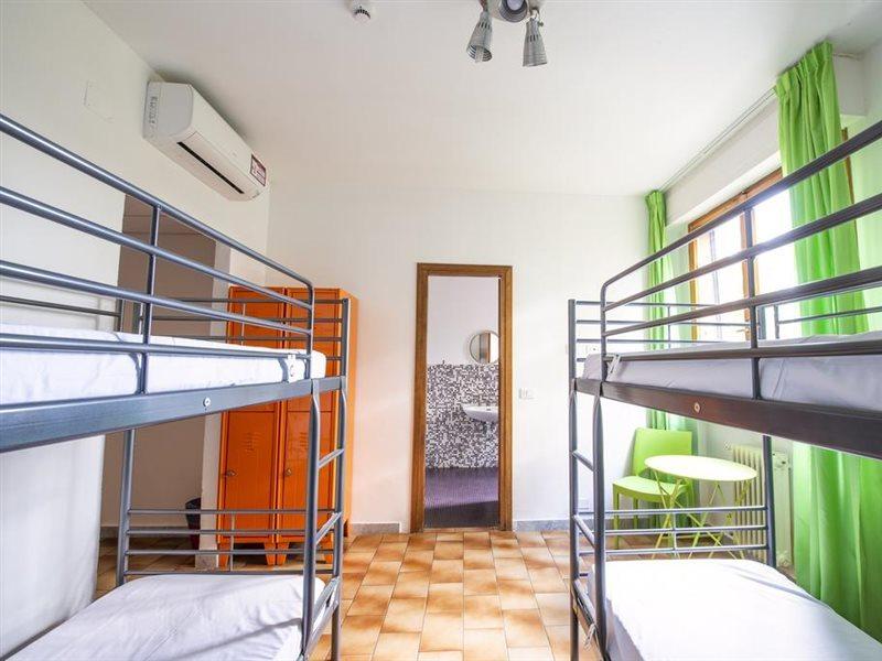 Safestay Pisa Centrale Luaran gambar