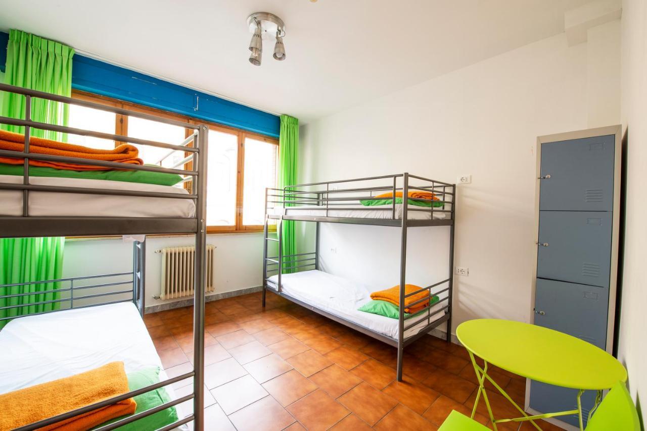 Safestay Pisa Centrale Luaran gambar
